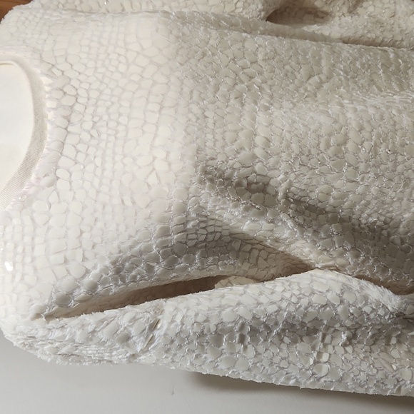 Ann Taylor Sweatshirt x Sweater Ivory Colored Cracked Ice Textured. Size LP - Picture 6 of 12